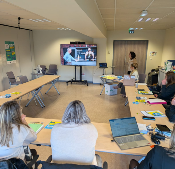 Sensibilisation à la dénutrition : une formation pour les futures auxiliaires de vie
